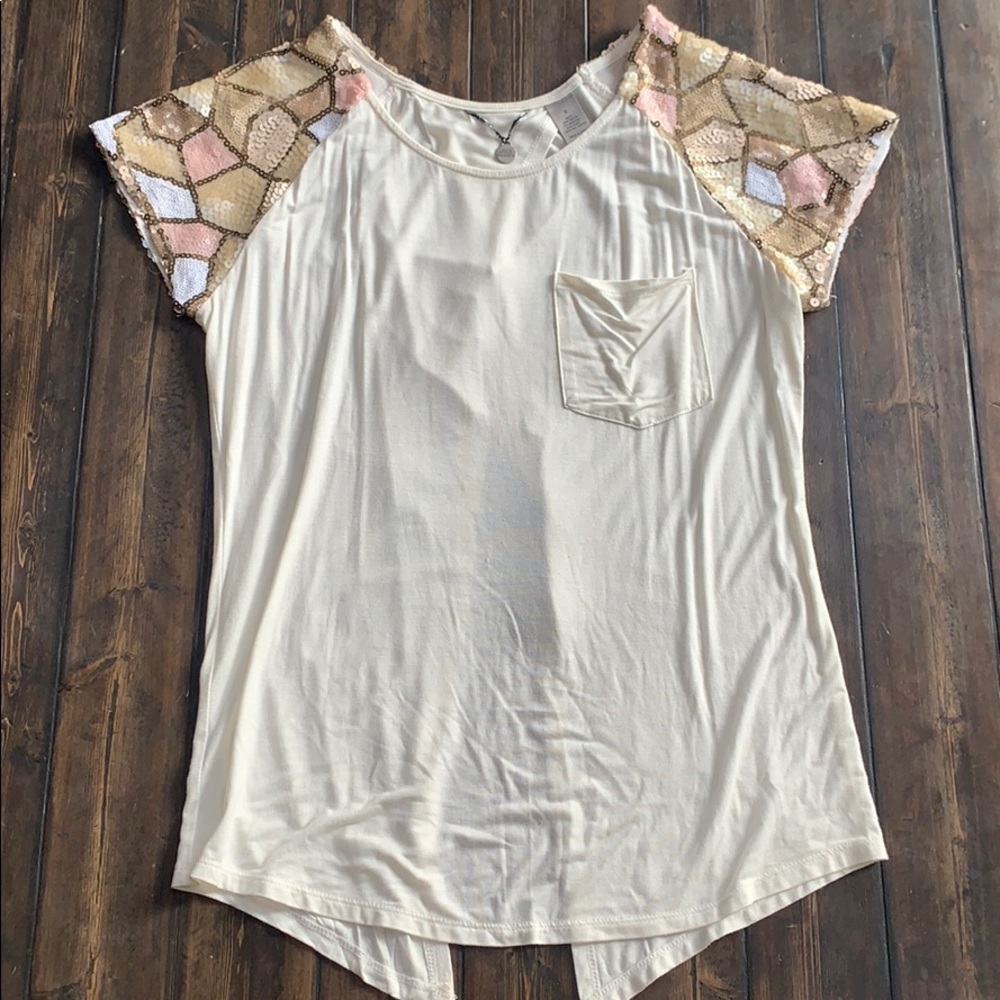 Women’s size small blouse